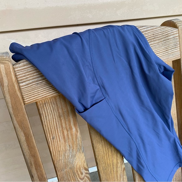 Athleta Ultimate Stash crops - Picture 2 of 3